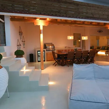 A Luxurious Seafront Penthouse Overlooking The Picturesque Harbour Of Διαμέρισμα Σκιάθος Πόλη