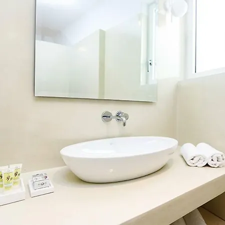 A Luxurious Seafront Penthouse Overlooking The Picturesque Harbour Of Διαμέρισμα Σκιάθος Πόλη