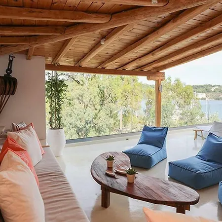 A Luxurious Seafront Penthouse Overlooking The Picturesque Harbour Of Διαμέρισμα Σκιάθος Πόλη